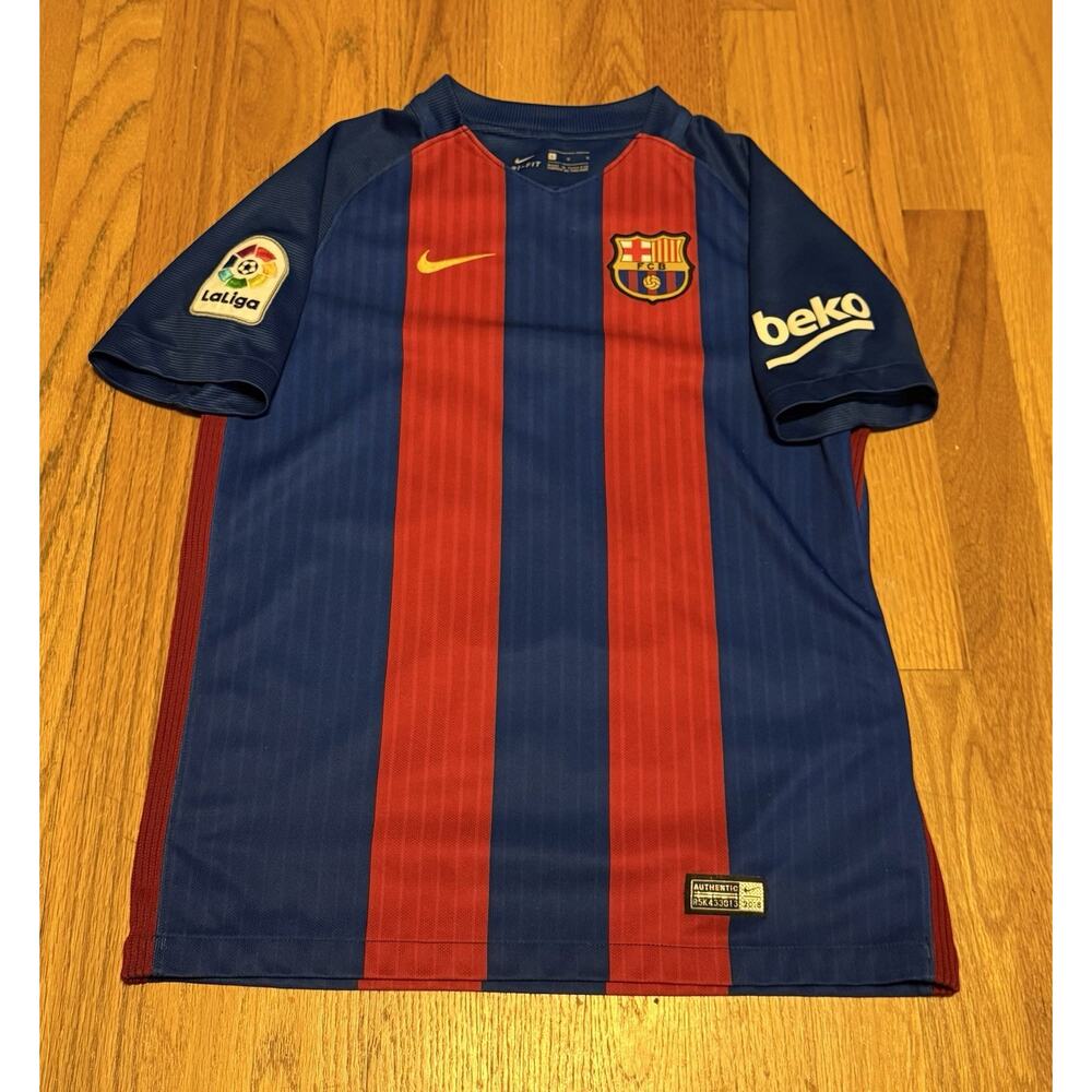 Nike FC Barcelona Lionel Messi Jersey Youth L 2016 FIFA World Champions FCB